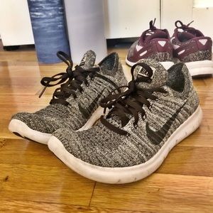 Nike flyknit free RN grey 7.5